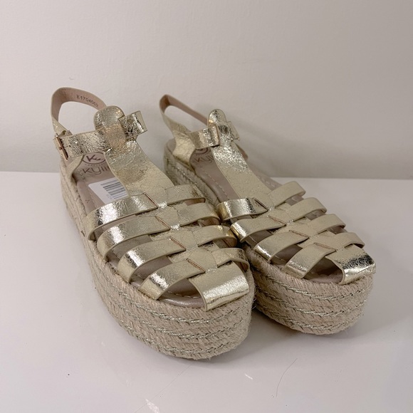 NEW! Kylie Crazy Shoes Gold Flat Platform Espadrilles Wedges. Size 41 / US 11. - Picture 5 of 8